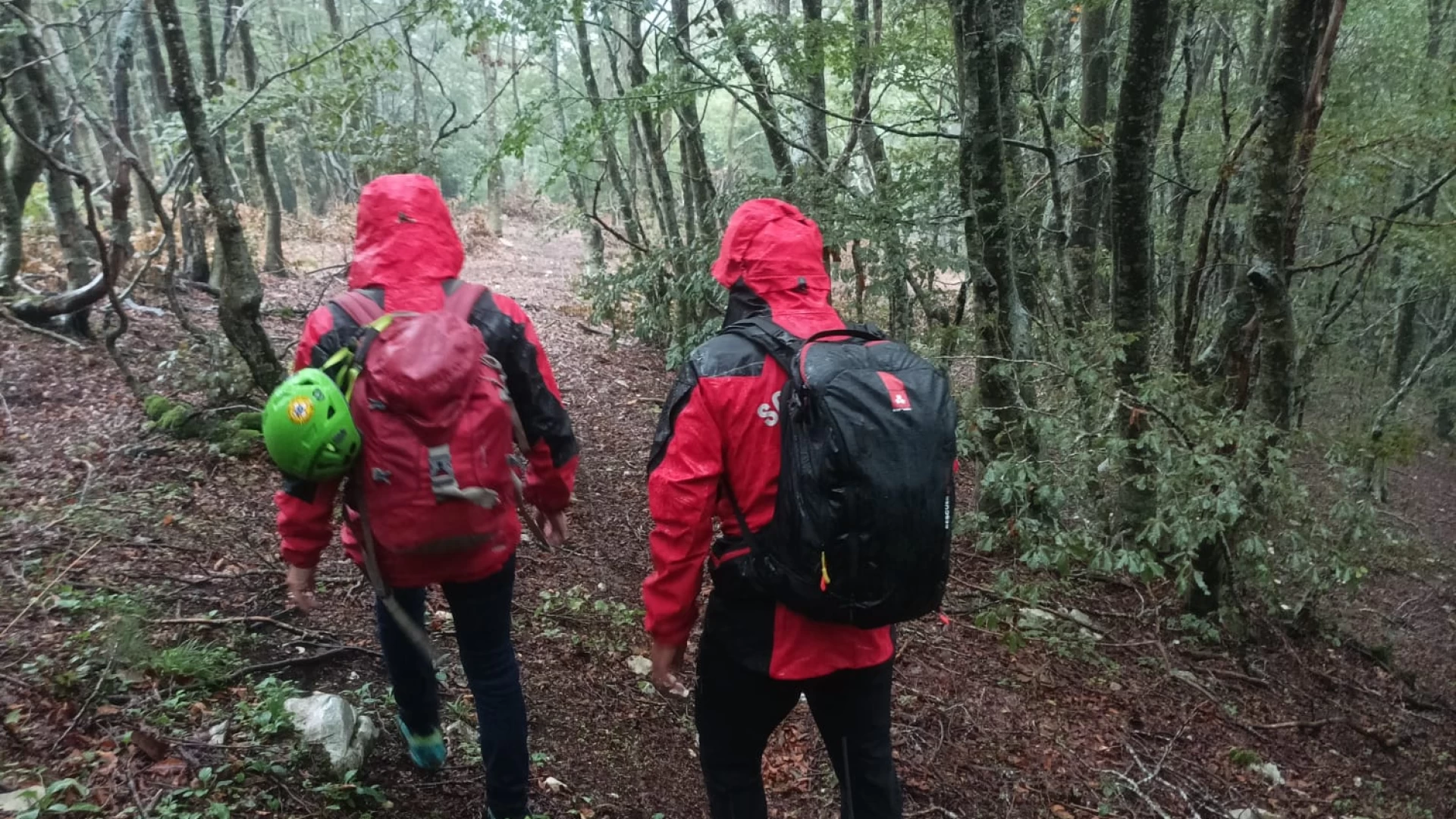 Cercatore di funghi disperso a Castello Del Matese in Campania. Intervento di supporto del Soccorso Alpino e Speleologico del Molise. Persona ritrovata.